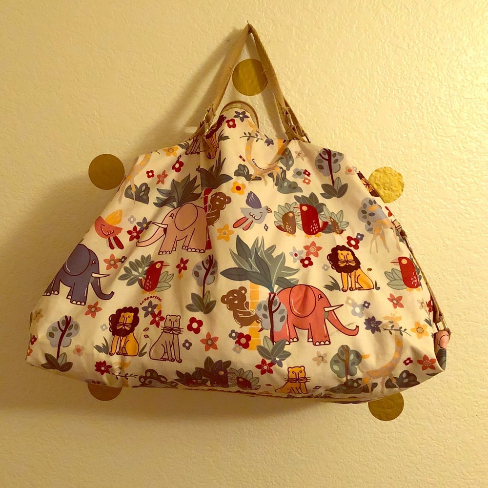 LeSportsac weekender bag in jungle love